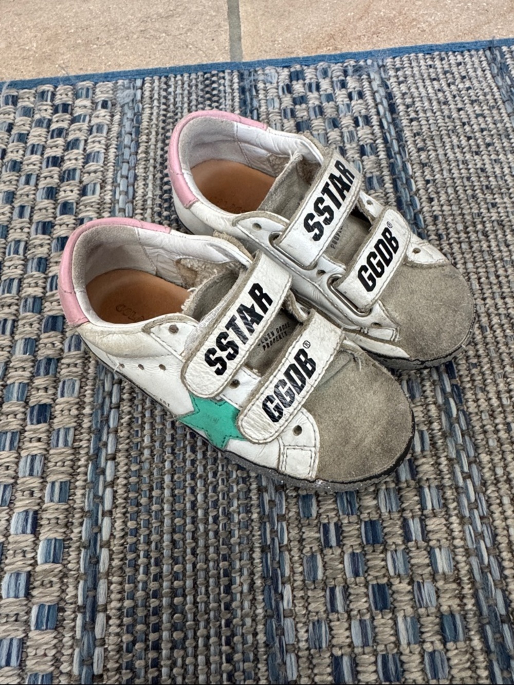 Golden Goose toddler Girl White Sneakers w Teal Star and Pink accent - size 24